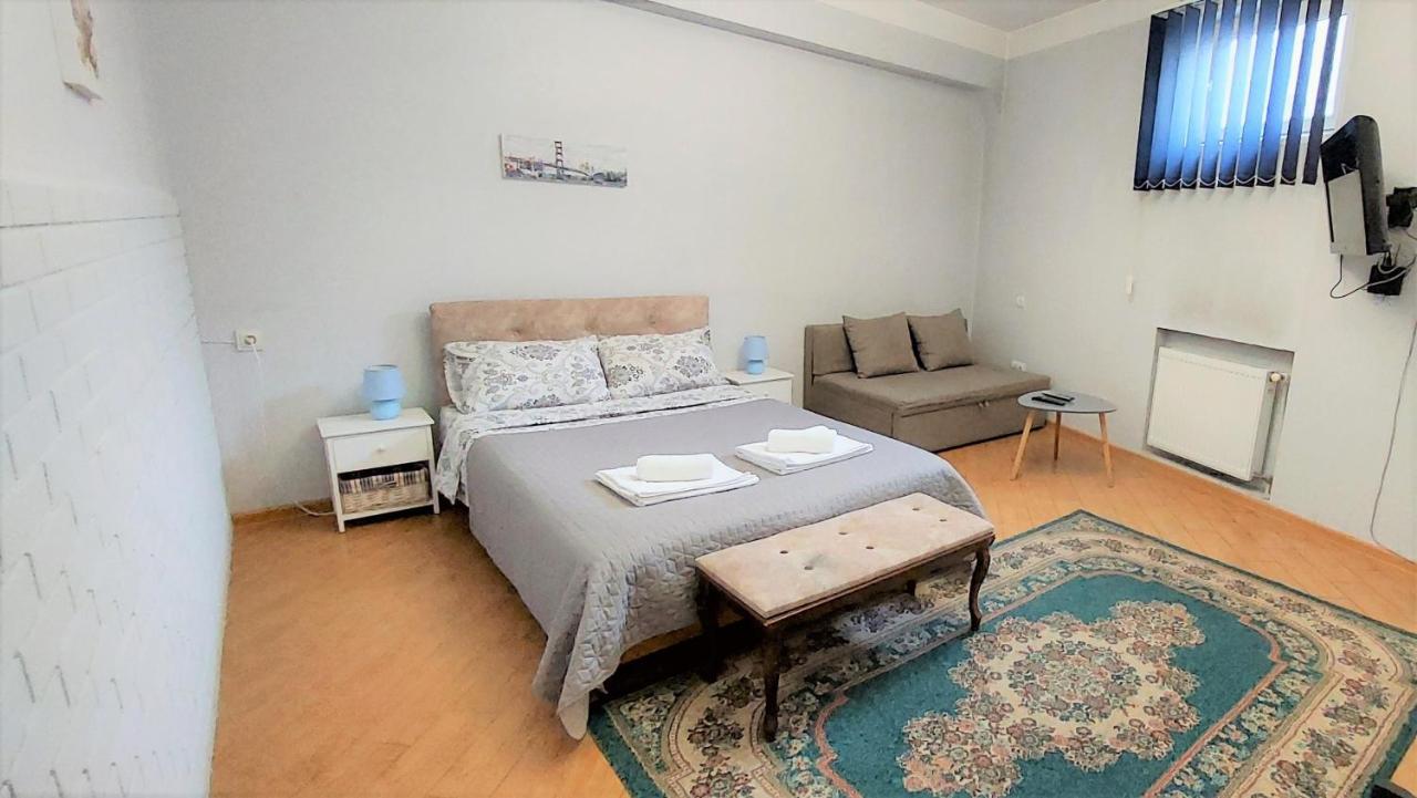Alpha Tbilisi Hotel ภายนอก รูปภาพ