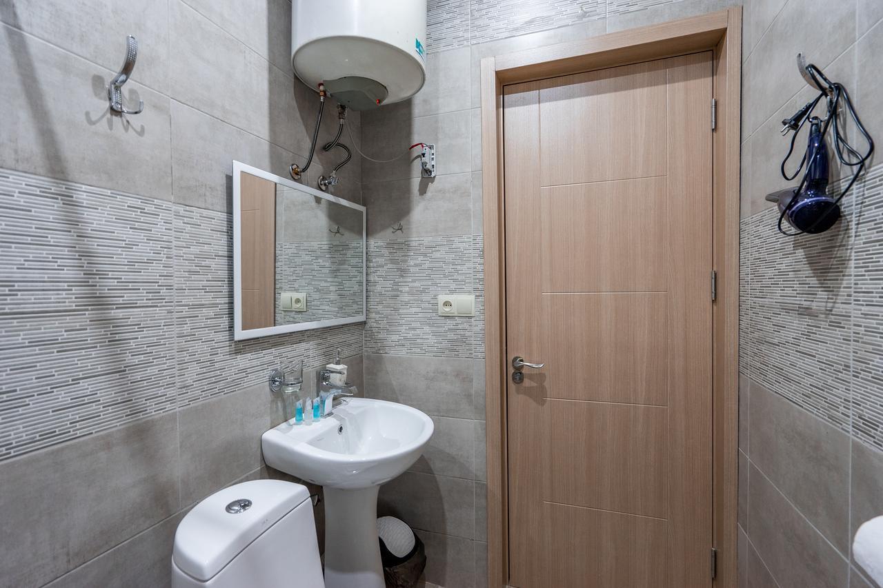 Alpha Tbilisi Hotel ภายนอก รูปภาพ