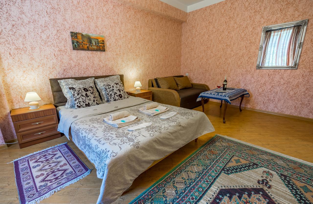 Alpha Tbilisi Hotel ภายนอก รูปภาพ