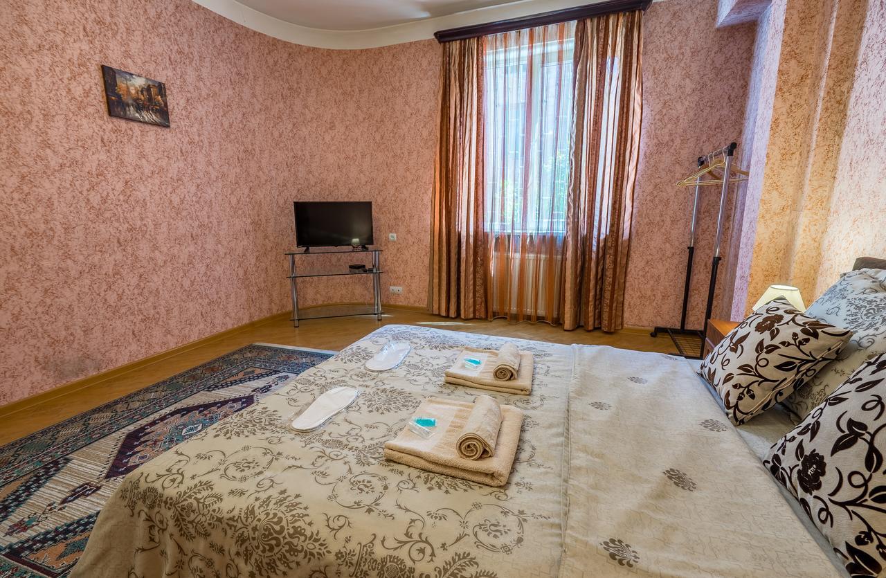 Alpha Tbilisi Hotel ภายนอก รูปภาพ