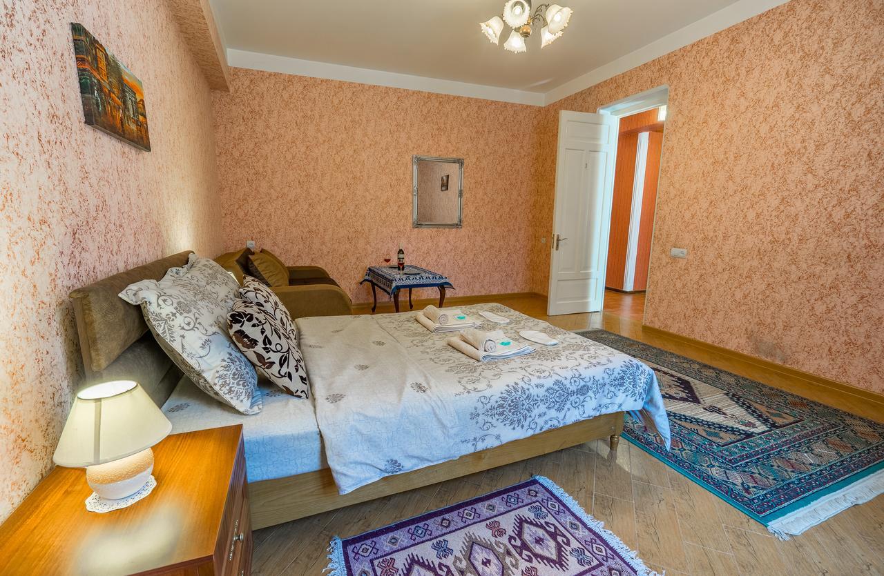 Alpha Tbilisi Hotel ภายนอก รูปภาพ
